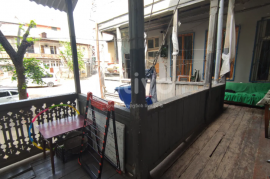 Apartment for sale, 3 Room, Old building, Tbilisi, Sololaki