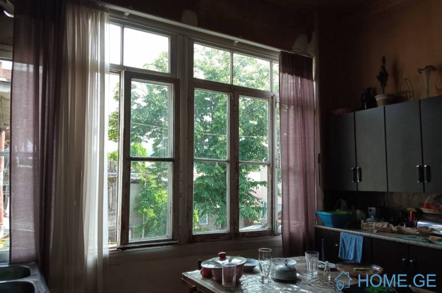 Apartment for sale, 2 Room, Old building, Tbilisi, Chugureti