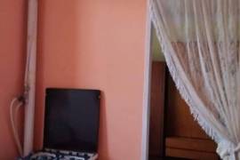 ქირავდება ბინა, 1 ოთახიანი, ძველი აშენებული, თბილისი, საბურთალო