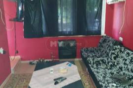 For Rent, 1 Room, Old building, Tbilisi, saburtalo