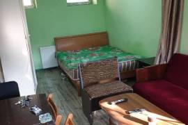 For Rent, 1 Room, Old building, Tbilisi, saburtalo