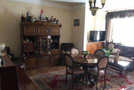 Apartment for sale, Old building, Varketili