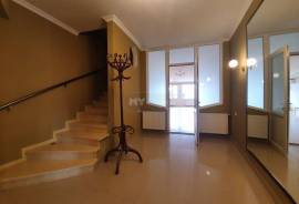 House For Rent, 5 Room, Tbilisi, Nutsubidze plateau