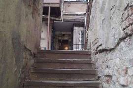 Apartment for sale, Old building, Mtatsminda