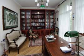 Apartment for sale, Old building, Vera