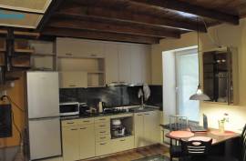 Продается квартира, 3 Kомнатная, Старое здание, Тбилиси, Мтацминда