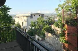 იყიდება სახლი, 11 ოთახიანი, თბილისი, ვერა