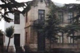 იყიდება სახლი, 4 ოთახიანი, ფოთი