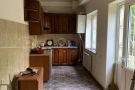 Аренда, 3 Kомнатная, Старое здание, Тбилиси, vake