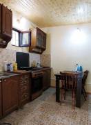 House For Rent, Tsavkisi