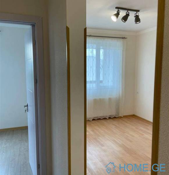 Продается квартира, Старое здание, Самгори