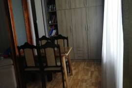 იყიდება ბინა, 4 ოთახიანი, ძველი აშენებული, თბილისი, გლდანი