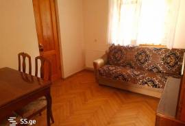 House For Rent, Tskneti