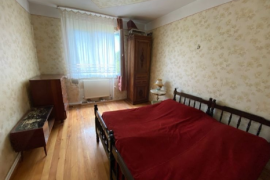 Продается квартира, 3 Kомнатная, Старое здание, Боржомский район, Бакуриани