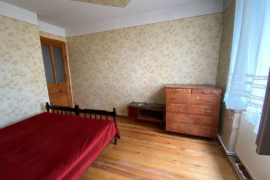 Продается квартира, 3 Kомнатная, Старое здание, Боржомский район, Бакуриани