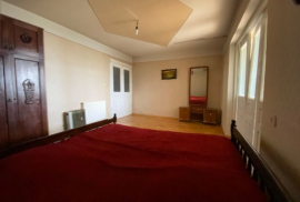 Apartment for sale, Old building, Bakuriani