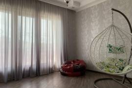 House For Rent, Chugureti