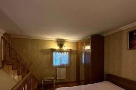 Аренда, 3 Kомнатная, Старое здание, Тбилиси, Мтацминда