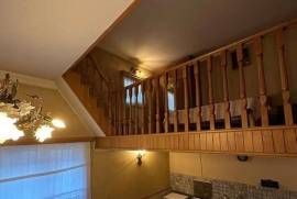 Аренда, 3 Kомнатная, Старое здание, Тбилиси, Мтацминда