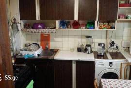 იყიდება ბინა, 3 ოთახიანი, ძველი აშენებული, ზესტაფონი, ზესტაფონი