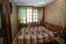 Apartment for sale, 5 Room, Old building, Tbilisi, saburtalo