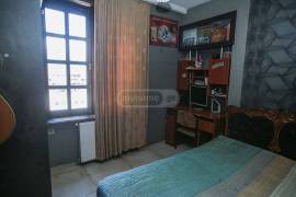Apartment for sale, 5 Room, Old building, Tbilisi, saburtalo