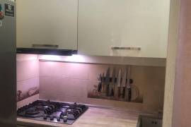 იყიდება ბინა, 3 ოთახიანი, ძველი აშენებული, თბილისი, ნუცუბიძის ფერდობი