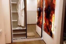 ქირავდება ბინა, 1 ოთახიანი, ძველი აშენებული, თბილისი, საბურთალო