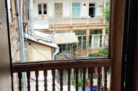 Apartment for sale, Old building, Sololaki