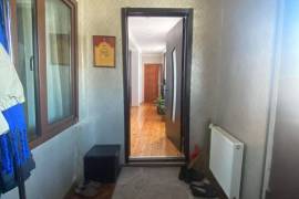 Apartment for sale, Old building, Ortachala