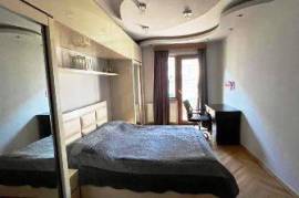 Apartment for sale, 3 Room, Old building, Tbilisi, saburtalo