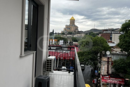 Аренда, 3 Kомнатная, Новостройка, Тбилиси, Авлабари