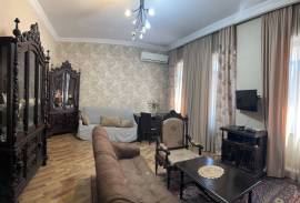 Аренда, 3 Kомнатная, Старое здание, Тбилиси, Сололаки