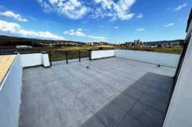 იყიდება სახლი, 8 ოთახიანი, თბილისის შემოგარენი, თხინვალი