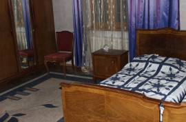 Продается квартира, 5 Kомнатная, Старое здание, Тбилиси, vake