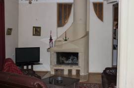 Продается квартира, 5 Kомнатная, Старое здание, Тбилиси, vake