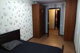 For Rent, 3 Room, Old building, Tbilisi, saburtalo