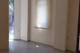 For Rent, Universal commercial space, Chugureti