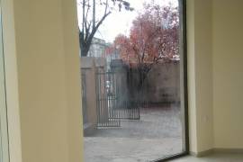 For Rent, Universal commercial space, Chugureti