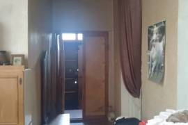 House For Sale, Chugureti