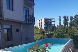 ქირავდება სახლი დღიურად, 14 ოთახიანი, ბათუმი
