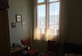 Продается квартира, 2 Kомнатная, Старое здание, Тбилиси, Плато Нуцубидзе
