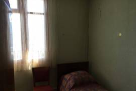 Продается квартира, 2 Kомнатная, Старое здание, Тбилиси, Плато Нуцубидзе