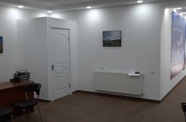 ქირავდება, უნივერსალური კომერციული ფართი, საბურთალო