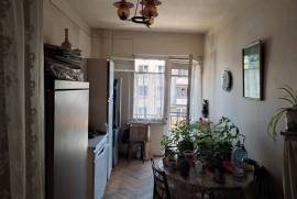 Apartment for sale, Old building, saburtalo