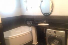 Apartment for sale, 5 Room, Old building, Batumi