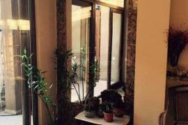 Apartment for sale, 5 Room, Old building, Batumi