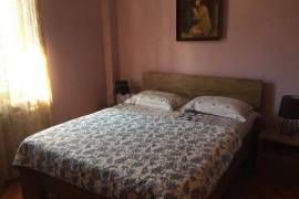 Apartment for sale, 5 Room, Old building, Batumi