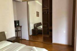 Apartment for sale, 5 Room, Old building, Batumi