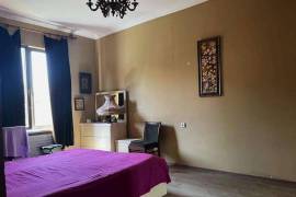 House For Sale, Nadzaladevi